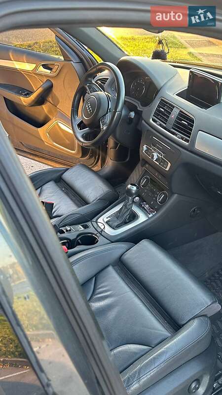 Внедорожник / Кроссовер Audi Q3 2017 в Виннице