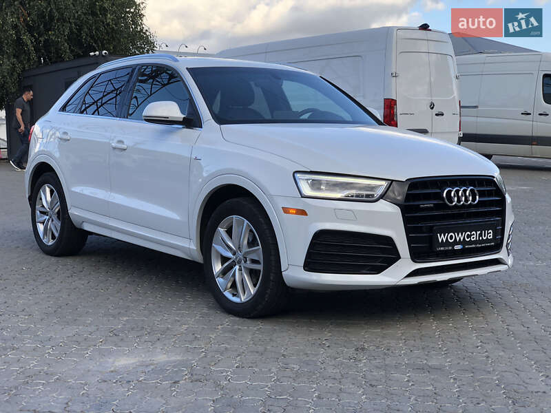 Позашляховик / Кросовер Audi Q3 2017 в Чернівцях