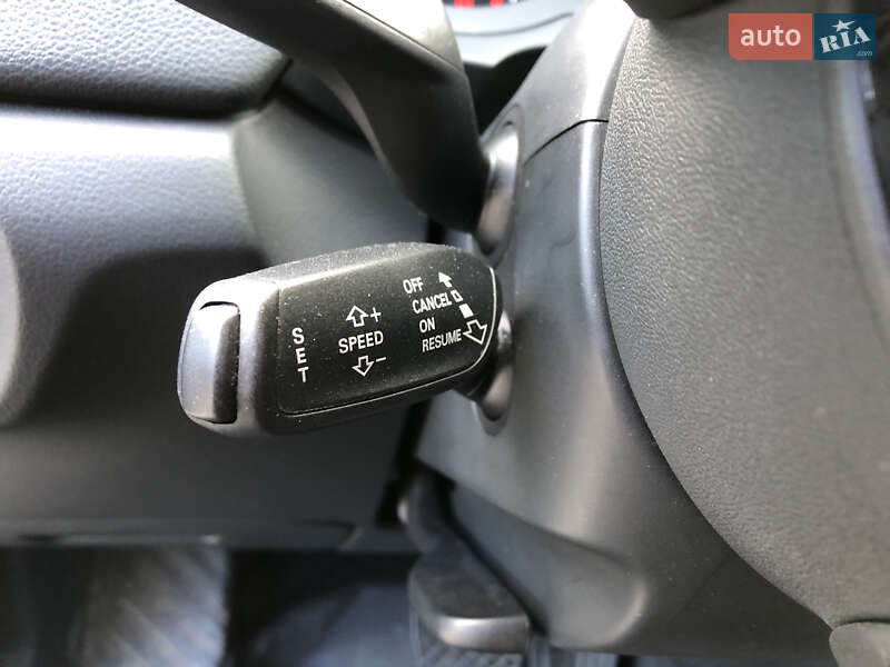 Позашляховик / Кросовер Audi Q3 2017 в Чернівцях