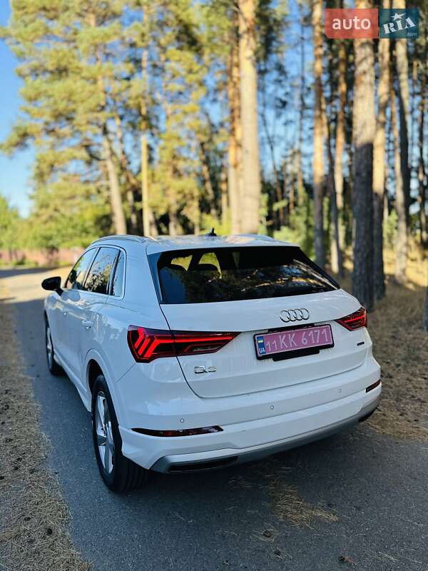 Внедорожник / Кроссовер Audi Q3 2019 в Лубнах