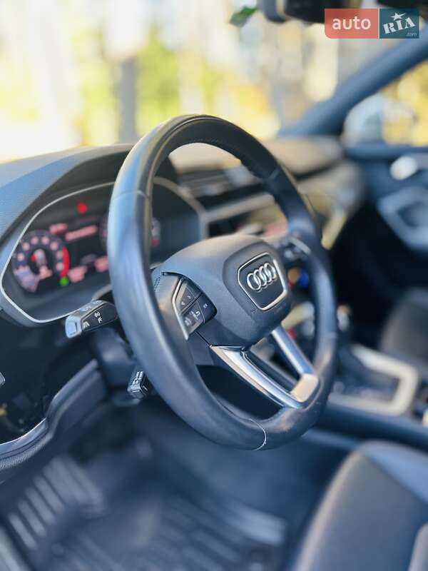 Внедорожник / Кроссовер Audi Q3 2019 в Лубнах