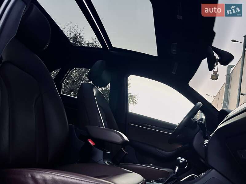 Внедорожник / Кроссовер Audi Q3 2016 в Одессе