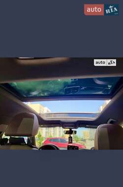 Внедорожник / Кроссовер Audi Q3 2016 в 