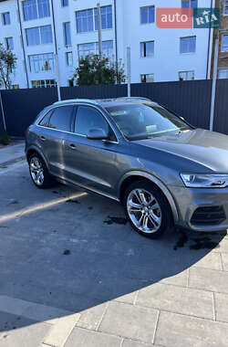 Внедорожник / Кроссовер Audi Q3 2015 в 