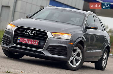 Внедорожник / Кроссовер Audi Q3 2015 в 