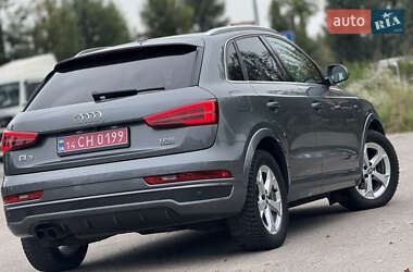 Внедорожник / Кроссовер Audi Q3 2015 в 