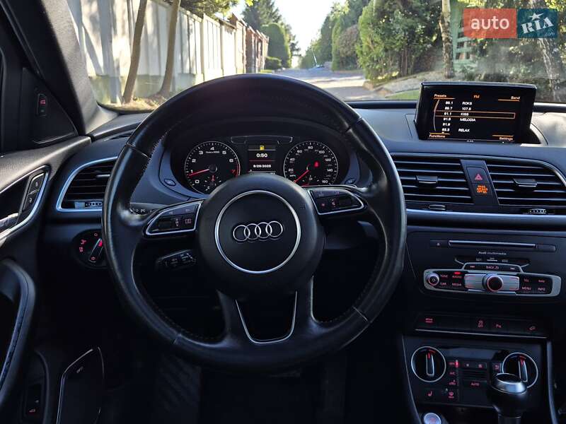 Позашляховик / Кросовер Audi Q3 2016 в Львові