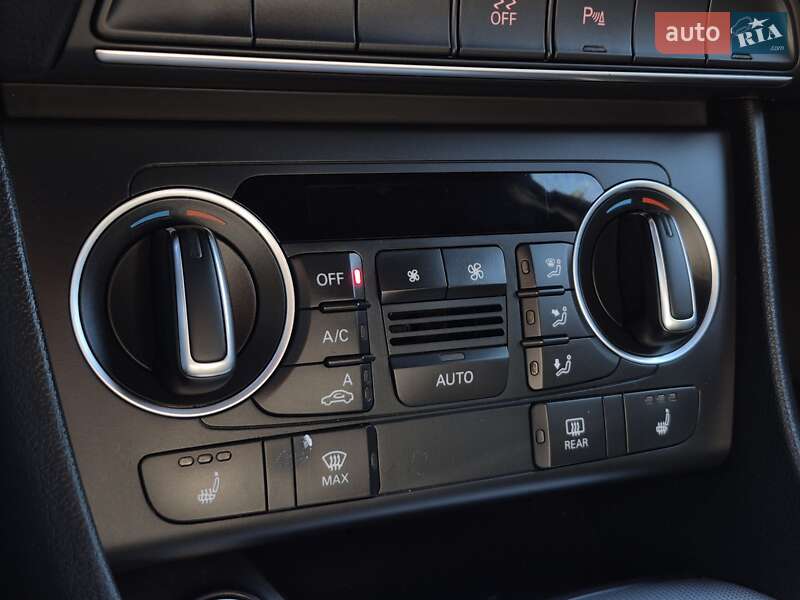 Позашляховик / Кросовер Audi Q3 2016 в Львові