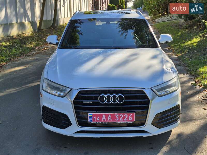 Внедорожник / Кроссовер Audi Q3 2016 в Львове