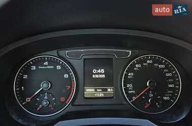 Внедорожник / Кроссовер Audi Q3 2016 в 