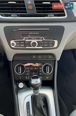 Внедорожник / Кроссовер Audi Q3 2017 в 