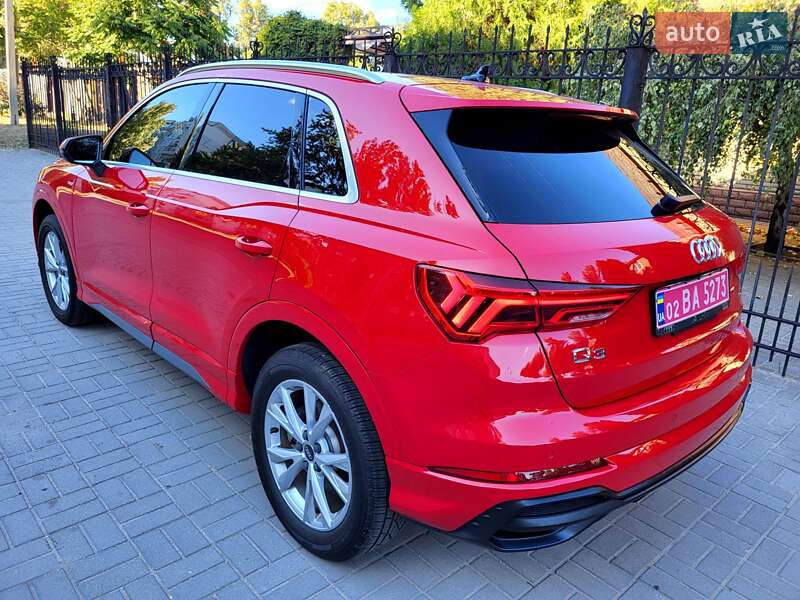 Внедорожник / Кроссовер Audi Q3 2022 в Запорожье
