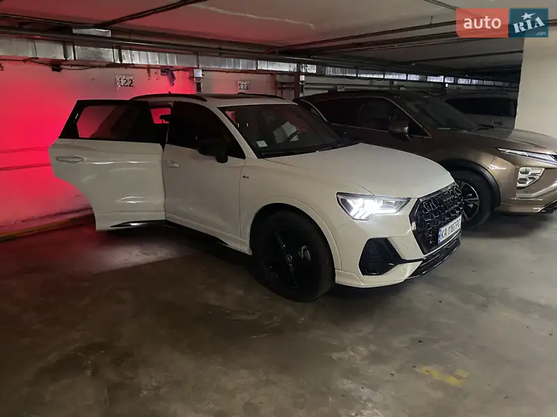Audi Q3 2021