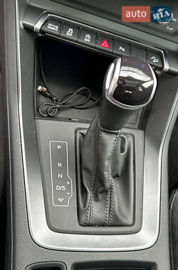 Внедорожник / Кроссовер Audi Q3 2021 в 