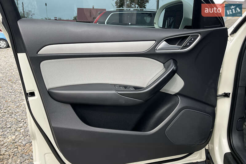 Внедорожник / Кроссовер Audi Q3 2012 в Коломые фото 13 Внедорожник / Кроссовер Audi Q3 2012 в Коломые