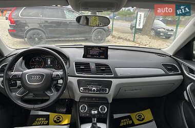 Внедорожник / Кроссовер Audi Q3 2012 в 