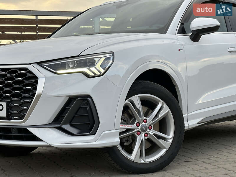 Позашляховик / Кросовер Audi Q3 2020 в Стрию