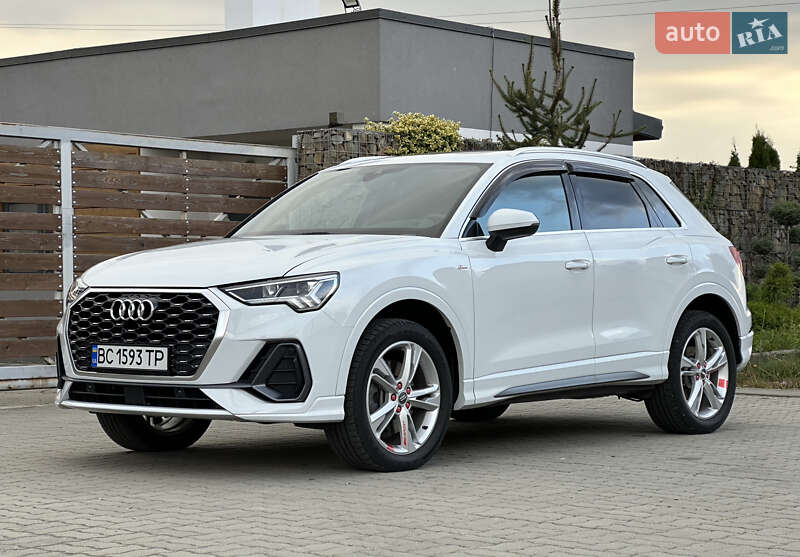 Позашляховик / Кросовер Audi Q3 2020 в Стрию