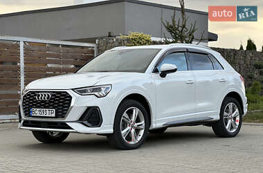 Внедорожник / Кроссовер Audi Q3 2020 в 