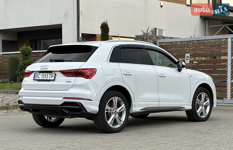 Позашляховик / Кросовер Audi Q3 2020 в Стрию