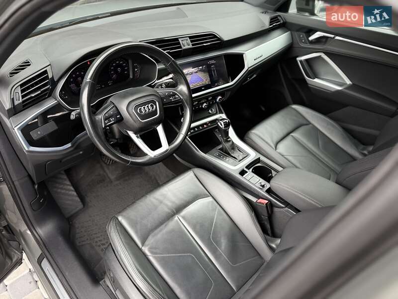 Позашляховик / Кросовер Audi Q3 2020 в Львові