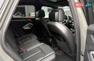 Внедорожник / Кроссовер Audi Q3 2020 в 