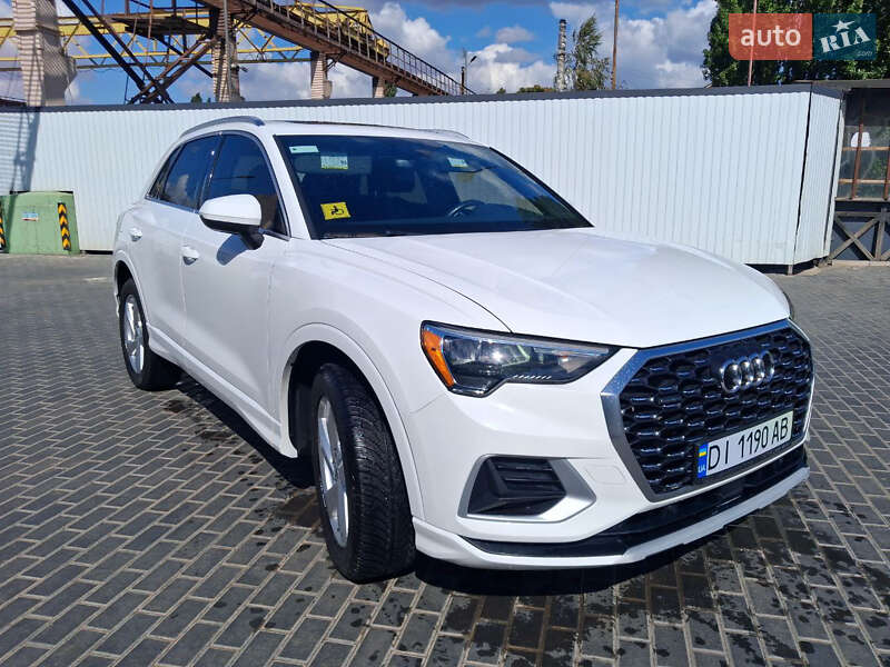 Внедорожник / Кроссовер Audi Q3 2019 в Одессе фото 9 Внедорожник / Кроссовер Audi Q3 2019 в Одессе