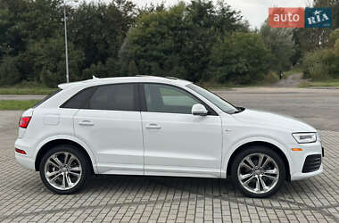 Позашляховик / Кросовер Audi Q3 2017 в 