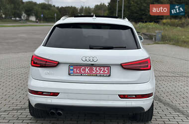 Позашляховик / Кросовер Audi Q3 2017 в 