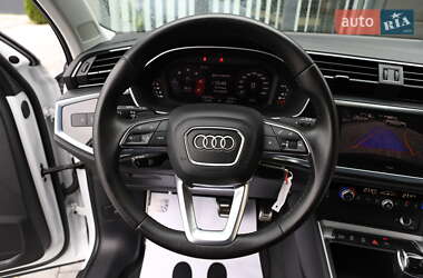 Позашляховик / Кросовер Audi Q3 2020 в 