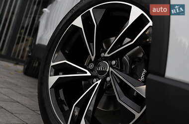 Позашляховик / Кросовер Audi Q3 2020 в 