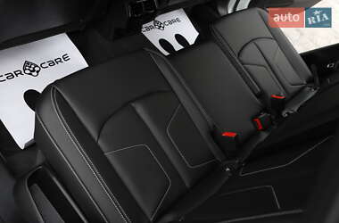 Позашляховик / Кросовер Audi Q3 2020 в 