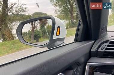 Внедорожник / Кроссовер Audi Q3 2020 в 
