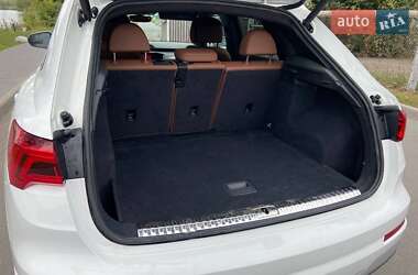 Внедорожник / Кроссовер Audi Q3 2020 в 