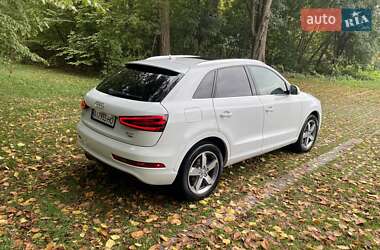 Внедорожник / Кроссовер Audi Q3 2015 в 