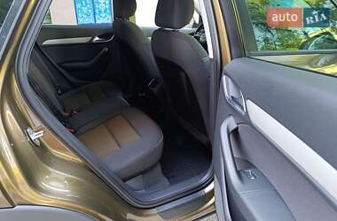 Внедорожник / Кроссовер Audi Q3 2012 в 