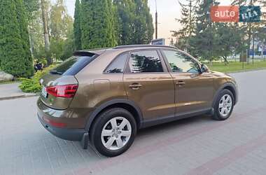 Внедорожник / Кроссовер Audi Q3 2012 в 