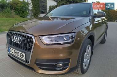 Внедорожник / Кроссовер Audi Q3 2012 в 