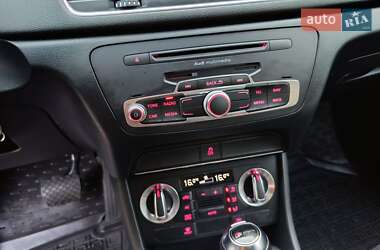 Внедорожник / Кроссовер Audi Q3 2012 в 