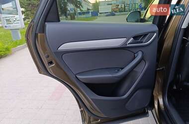 Внедорожник / Кроссовер Audi Q3 2012 в 
