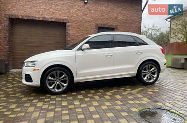 Внедорожник / Кроссовер Audi Q3 2016 в 