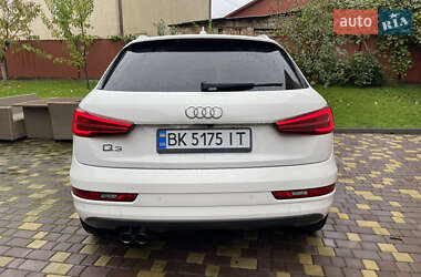 Внедорожник / Кроссовер Audi Q3 2016 в 