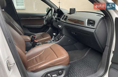 Внедорожник / Кроссовер Audi Q3 2016 в 