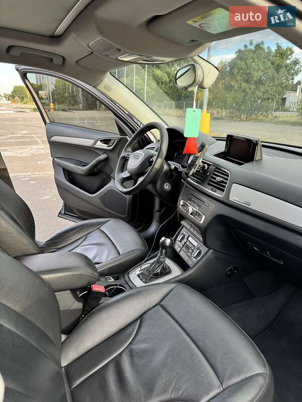 Позашляховик / Кросовер Audi Q3 2014 в Одесі