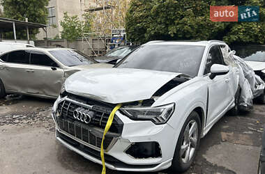 Внедорожник / Кроссовер Audi Q3 2020 в 