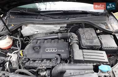 Внедорожник / Кроссовер Audi Q3 2014 в 