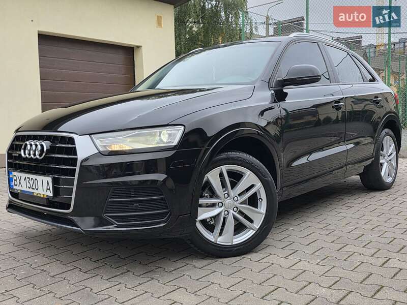 Позашляховик / Кросовер Audi Q3 2016 в 