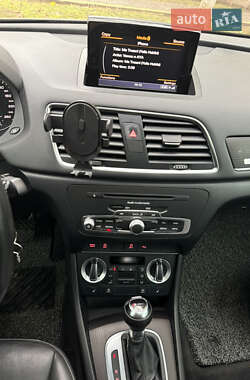 Внедорожник / Кроссовер Audi Q3 2014 в 