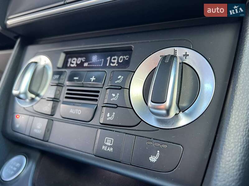 Внедорожник / Кроссовер Audi Q3 2014 в Львове