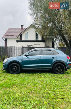 Внедорожник / Кроссовер Audi Q3 2016 в 